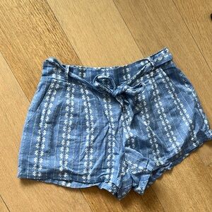 Splendid linen shorts